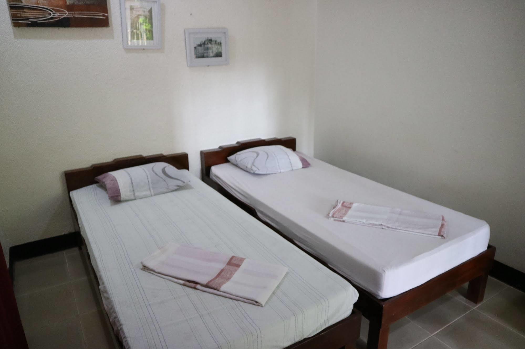 Antonio Village Pension And Cafe El Nido Luaran gambar