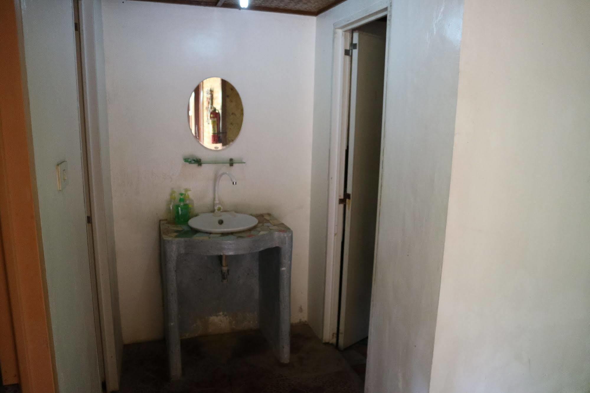 Antonio Village Pension And Cafe El Nido Luaran gambar