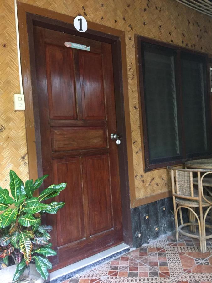Antonio Village Pension And Cafe El Nido Luaran gambar